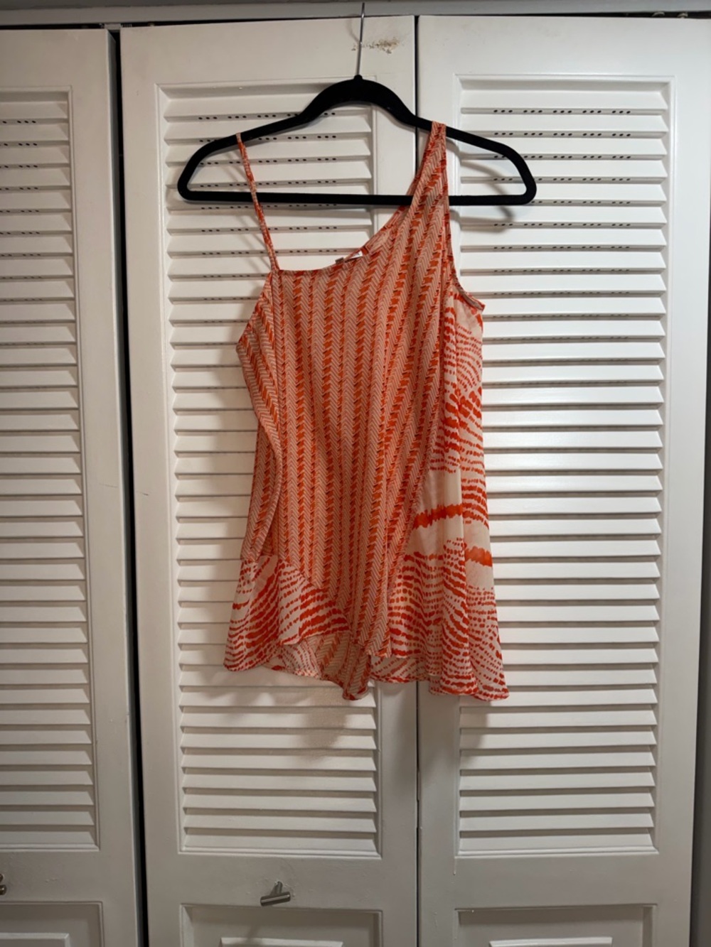 Collective Concepts Orange and Cream Printed Top